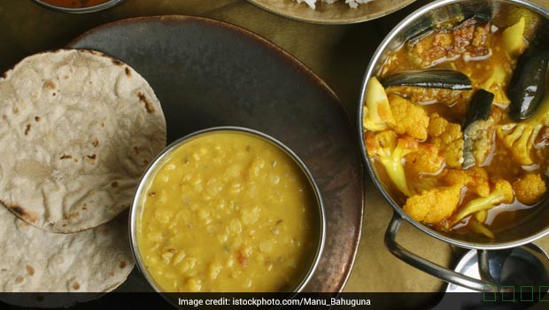 日本首相安倍晋三在印度古吉拉特食物：5个独特的菜肴，使古吉拉特语塔利独特