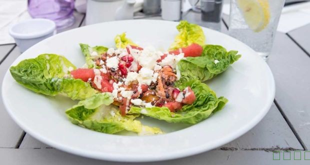 salad_620x330_71510897470[1].jpg